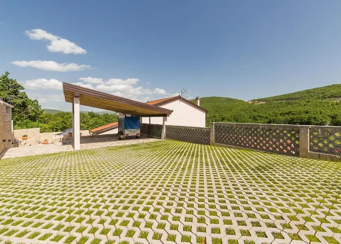 Argenta Willa Arzano